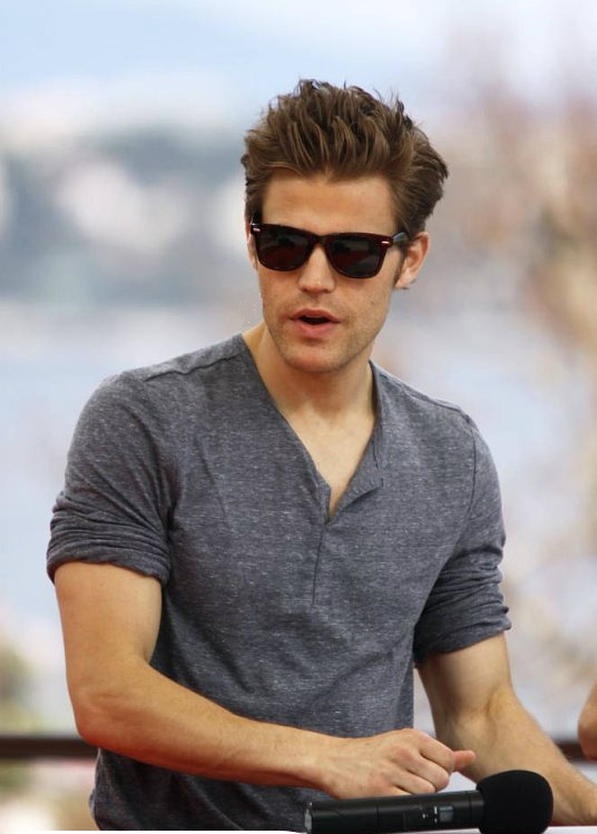Paul Wesley фотография #16